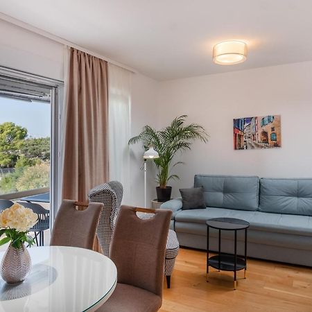 Solu Apartment Promajna Exteriör bild
