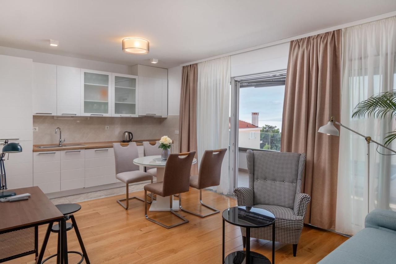 Solu Apartment Promajna Exteriör bild