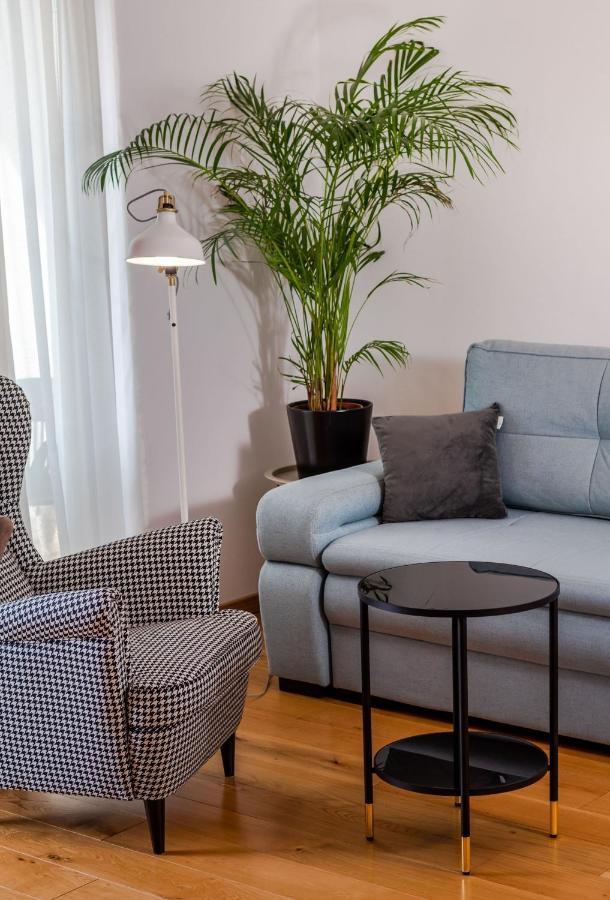Solu Apartment Promajna Exteriör bild